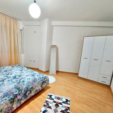 Cafi Apartments Tirana Exteriör bild