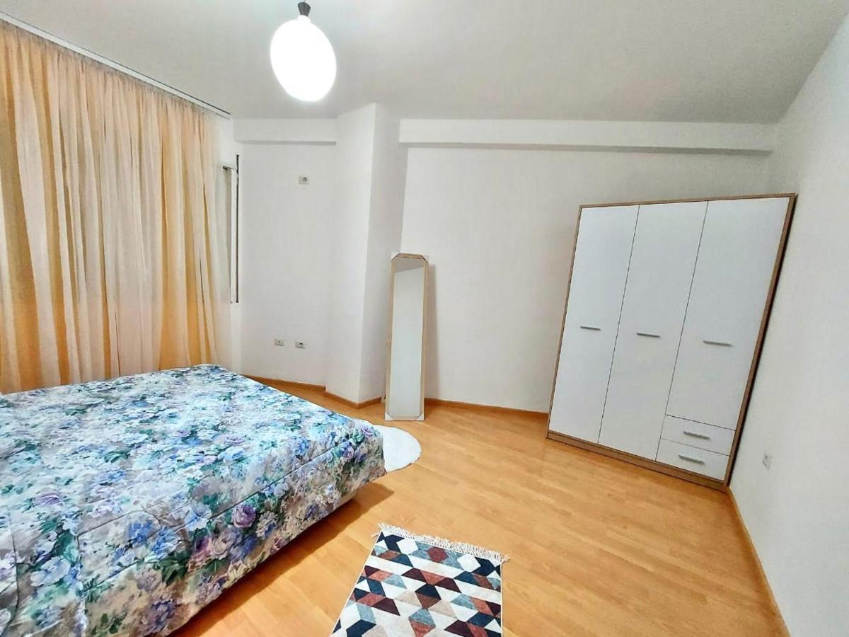 Cafi Apartments Tirana Exteriör bild